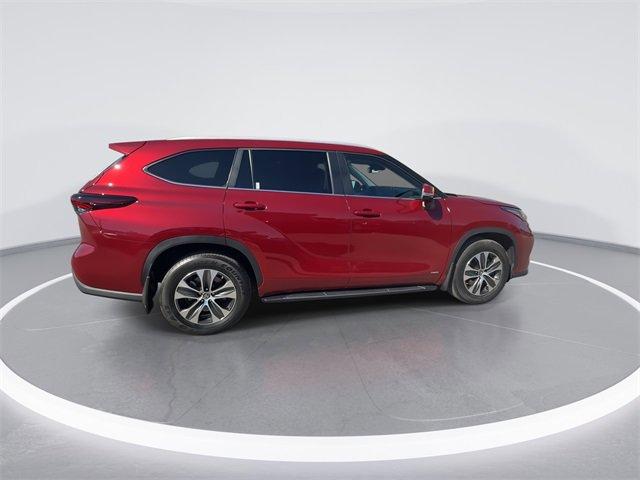 used 2024 Toyota Highlander car, priced at $47,588