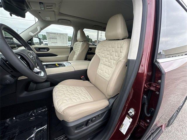 new 2025 Nissan Armada car, priced at $80,072