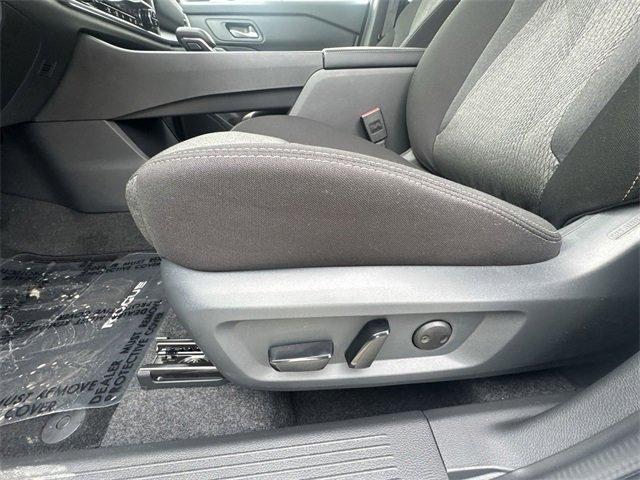 new 2025 Nissan Rogue car, priced at $31,432
