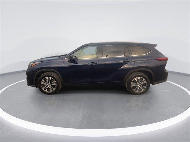 used 2022 Toyota Highlander car, priced at $37,788