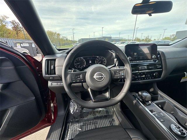 new 2025 Nissan Pathfinder car, priced at $37,884