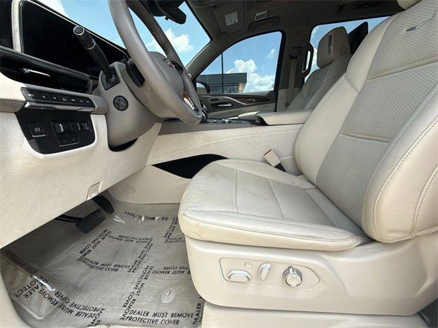 used 2023 Cadillac Escalade ESV car, priced at $82,689