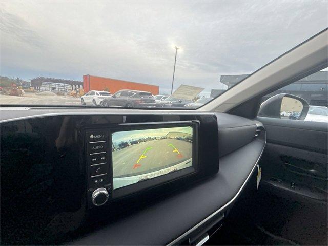 new 2025 Nissan Kicks car, priced at $24,245