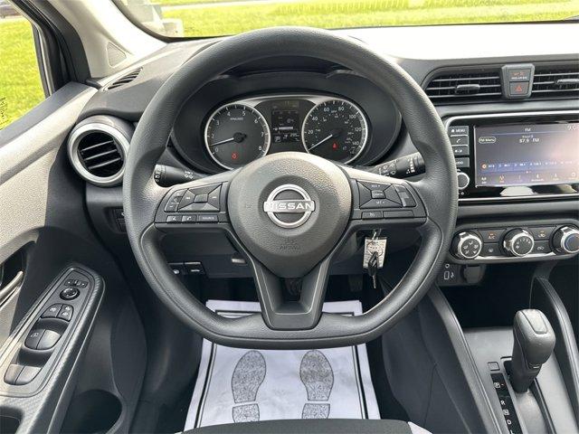 new 2025 Nissan Versa car