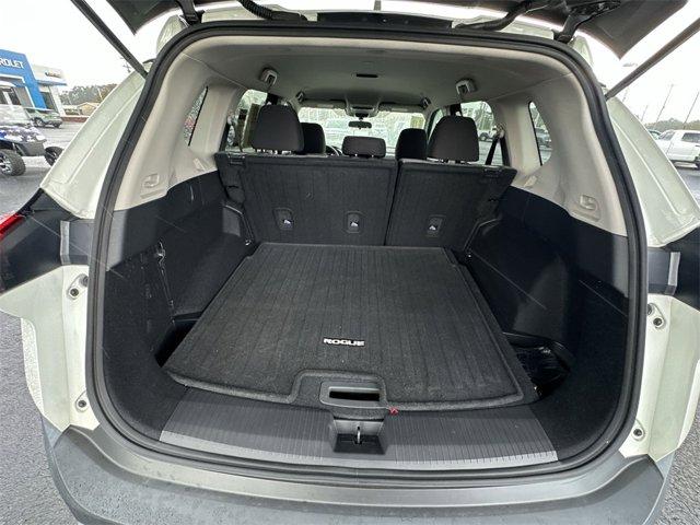 used 2022 Nissan Rogue car, priced at $22,997