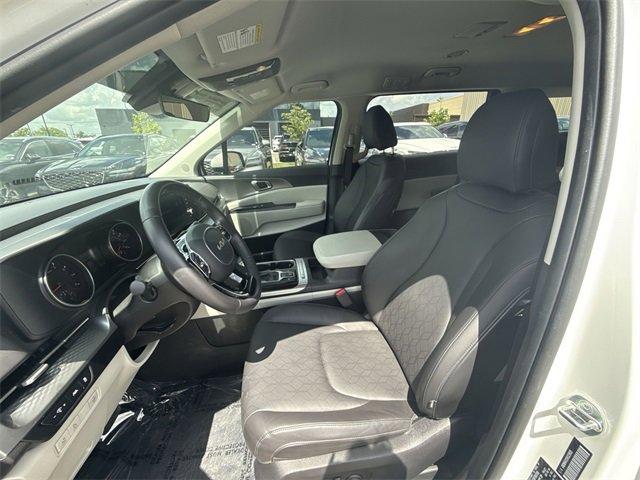 used 2024 Kia Carnival car, priced at $32,288