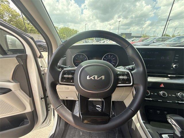 used 2024 Kia Carnival car, priced at $32,288