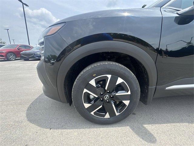 new 2025 Nissan Kicks car, priced at $26,203