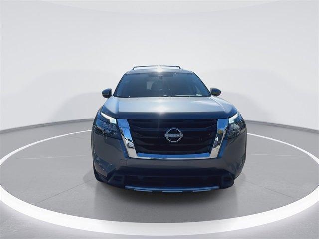 new 2025 Nissan Pathfinder car, priced at $40,453