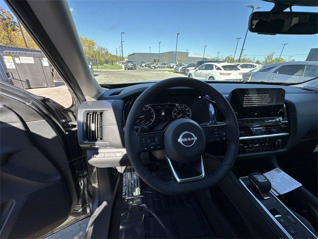 new 2025 Nissan Pathfinder car, priced at $40,453