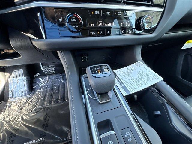 new 2025 Nissan Pathfinder car, priced at $40,453