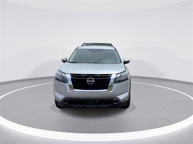 new 2024 Nissan Pathfinder car, priced at $38,213