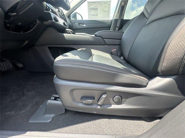 new 2025 Nissan Pathfinder car, priced at $41,534