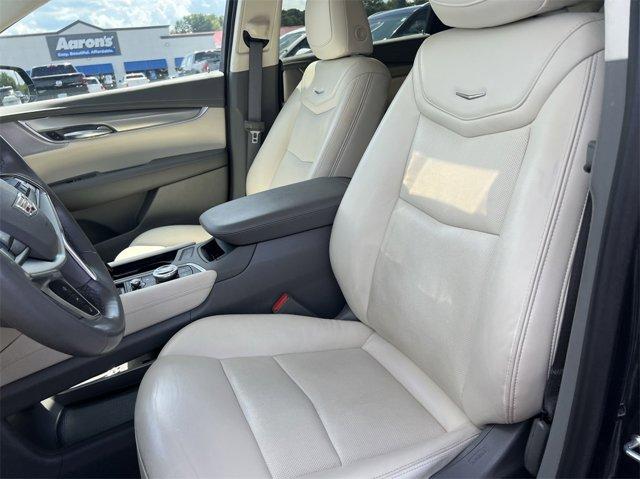 used 2021 Cadillac XT5 car, priced at $26,298