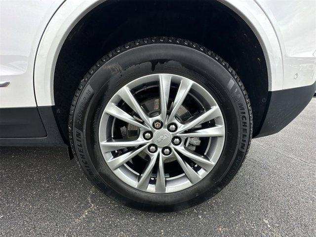 used 2022 Cadillac XT5 car, priced at $33,883