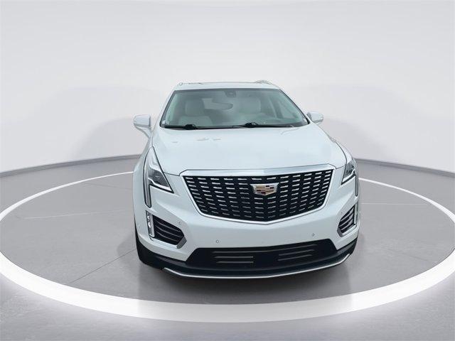 used 2022 Cadillac XT5 car, priced at $33,883