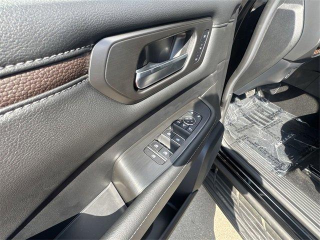 new 2025 Nissan Armada car, priced at $63,108