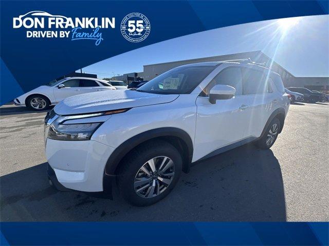new 2025 Nissan Pathfinder car, priced at $35,932