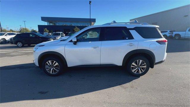 new 2025 Nissan Pathfinder car, priced at $35,932