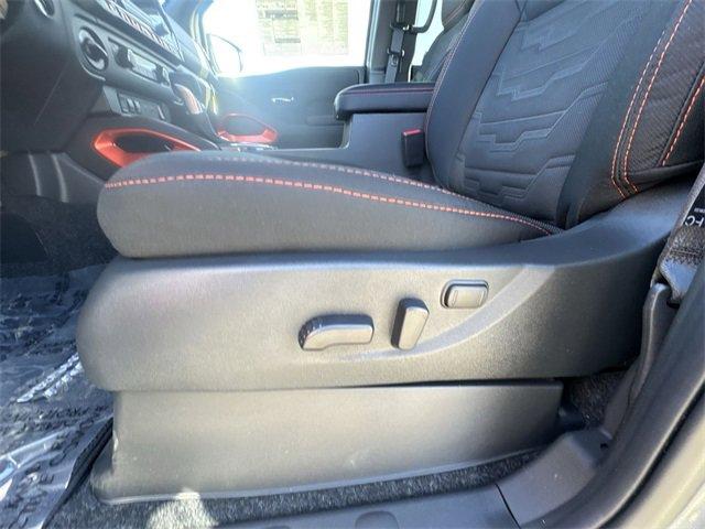 new 2025 Nissan Frontier car, priced at $44,763