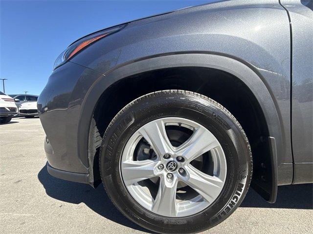 used 2022 Toyota Highlander car, priced at $28,960