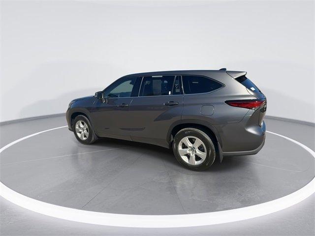 used 2022 Toyota Highlander car, priced at $28,960