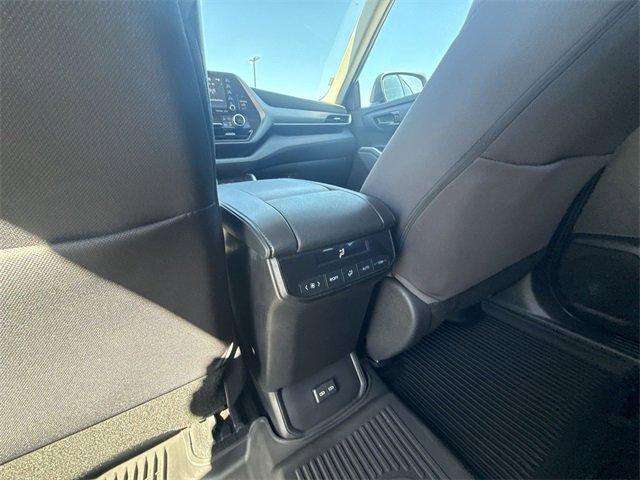 used 2022 Toyota Highlander car, priced at $28,960