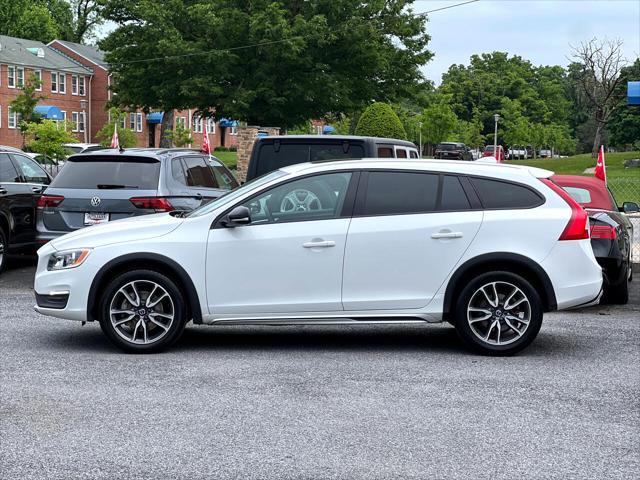 used 2018 Volvo V60 Cross Country car, priced at $19,500