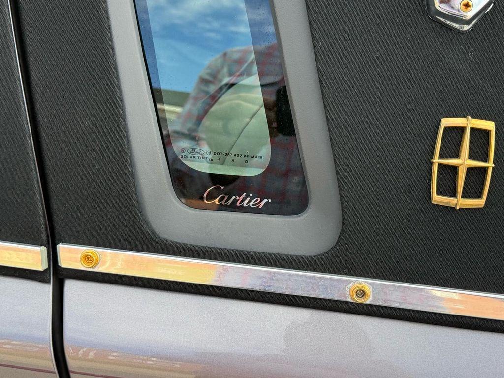 used 1995 Lincoln Town Car car, priced at $21,980