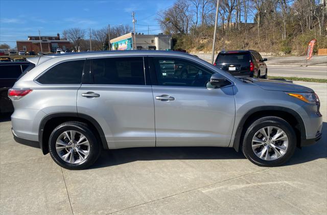 used 2015 Toyota Highlander car, priced at $19,990