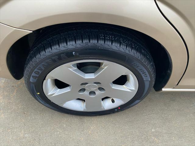 used 2007 Saturn Aura car, priced at $6,990