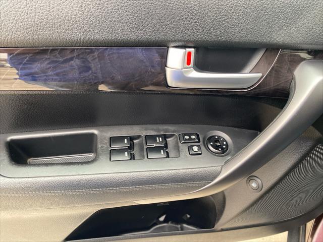 used 2014 Kia Sorento car, priced at $8,990