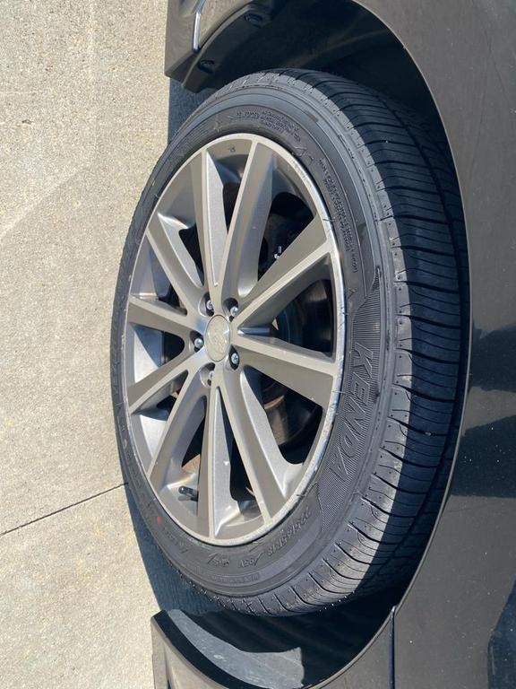 used 2013 Subaru Legacy car, priced at $9,990