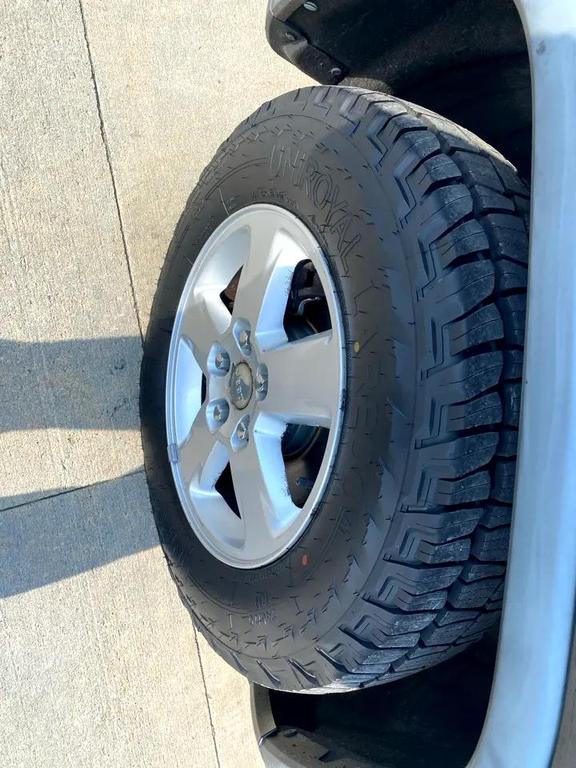 used 2012 Jeep Grand Cherokee car, priced at $10,990