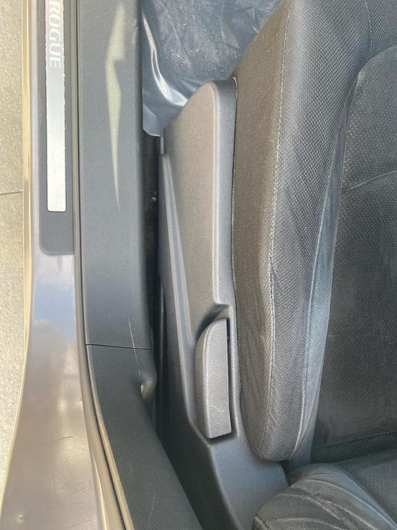 used 2010 Nissan Rogue car, priced at $7,990