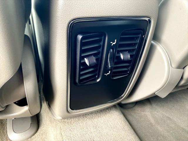 used 2012 Jeep Grand Cherokee car, priced at $11,990