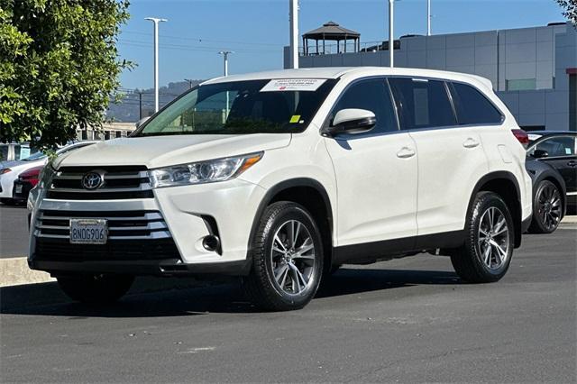 used 2019 Toyota Highlander car, priced at $28,984