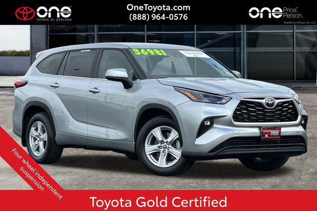 used 2023 Toyota Highlander car, priced at $36,981