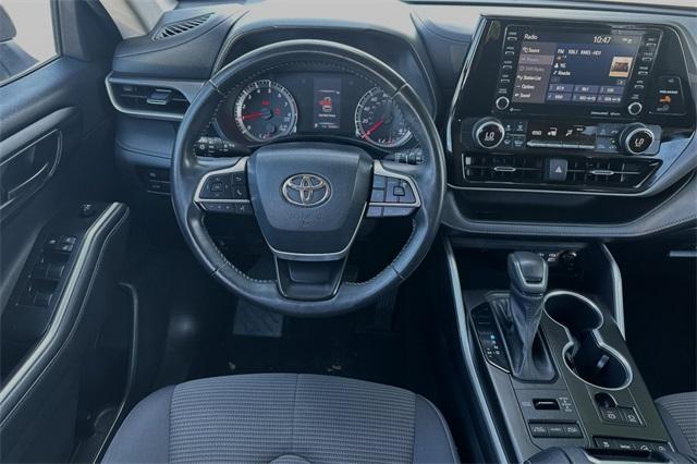 used 2022 Toyota Highlander car, priced at $32,982