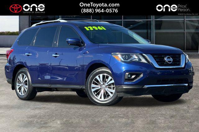 used 2018 Nissan Pathfinder car, priced at $17,961
