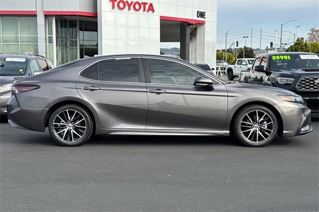 used 2022 Toyota Camry Hybrid car, priced at $29,981