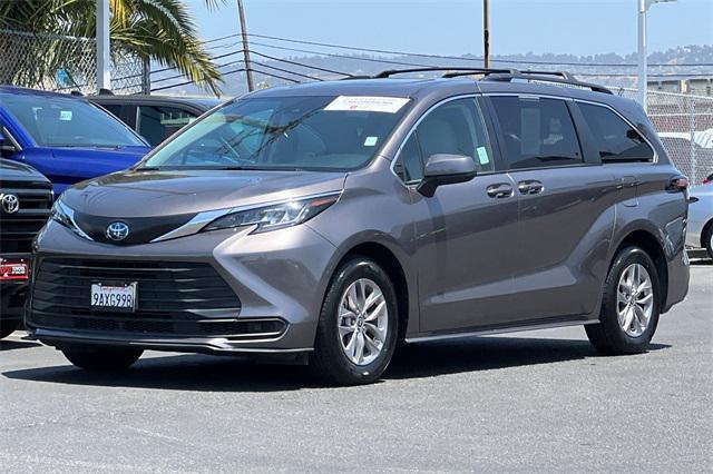 used 2022 Toyota Sienna car, priced at $35,981