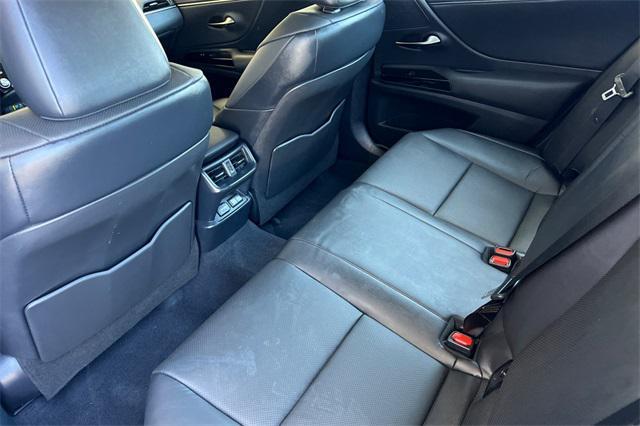 used 2025 Lexus ES 300h car, priced at $43,462