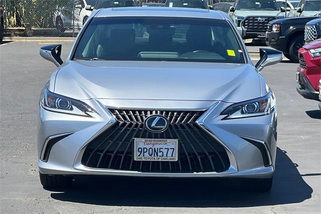 used 2025 Lexus ES 300h car, priced at $43,462