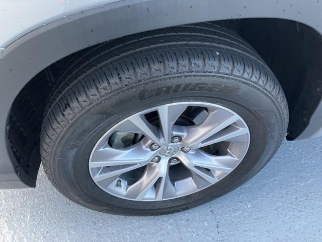 used 2015 Toyota Highlander car, priced at $19,981