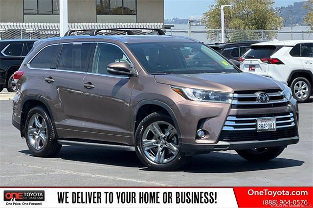 used 2018 Toyota Highlander car, priced at $33,961