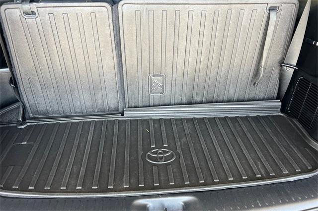 used 2018 Toyota Highlander car, priced at $29,564