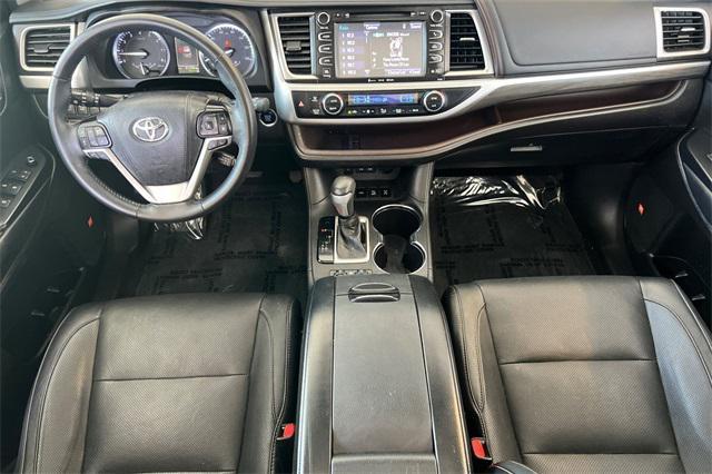 used 2018 Toyota Highlander car, priced at $29,564