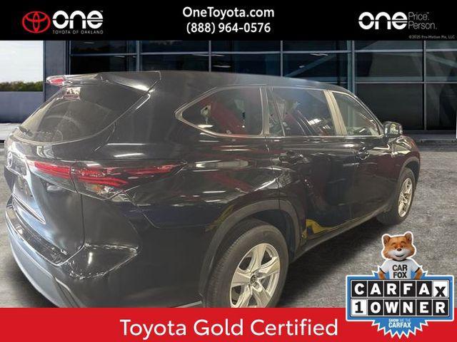 used 2024 Toyota Highlander car, priced at $33,981