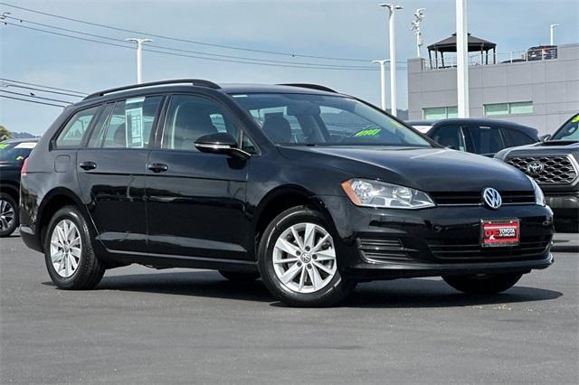 used 2017 Volkswagen Golf SportWagen car, priced at $17,461